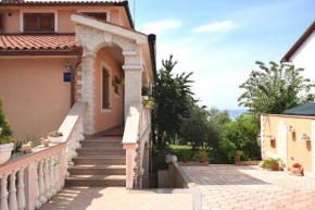 Отель Apartments Petra  Банёле